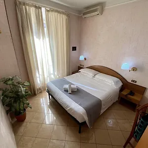 Resi Hotel